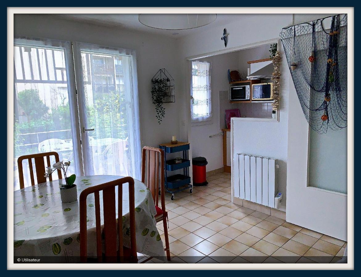 Cabourg, Appartement Plain Pied Avec Terrasse Acces Direct A La Plage Bagian luar foto