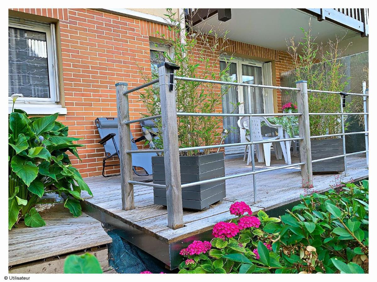 Cabourg, Appartement Plain Pied Avec Terrasse Acces Direct A La Plage Bagian luar foto