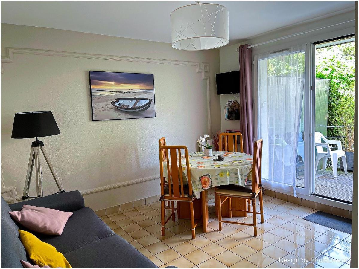 Cabourg, Appartement Plain Pied Avec Terrasse Acces Direct A La Plage Bagian luar foto